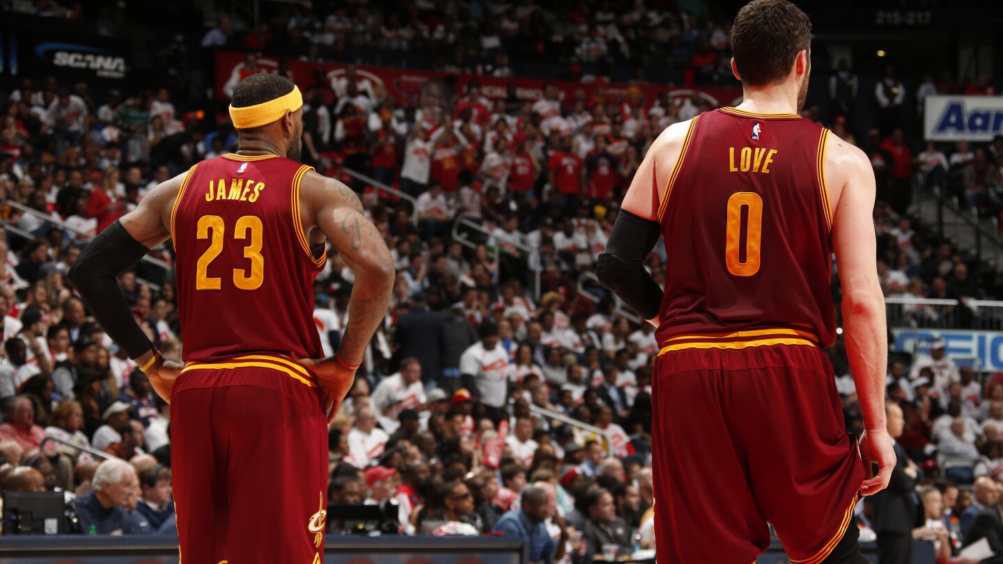 Kendrick Perkins says you re blowing the LeBron James Kevin Love